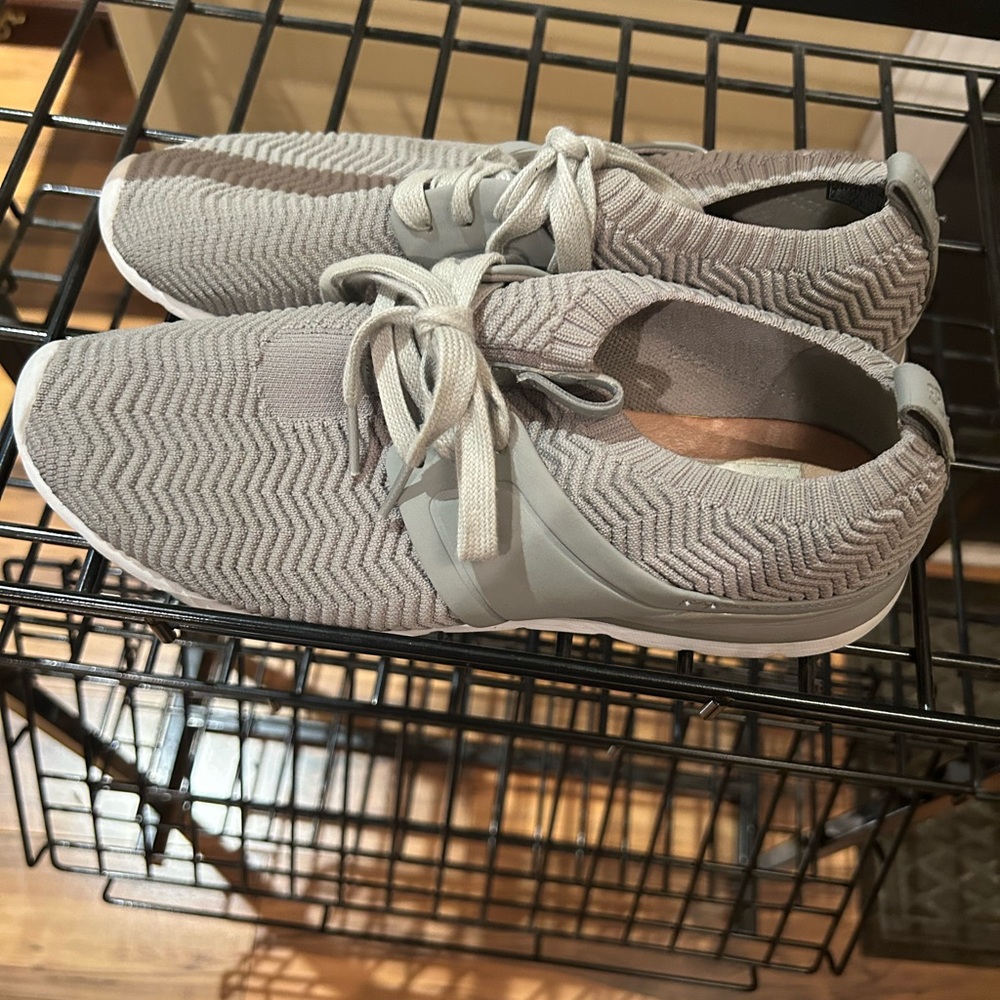 UGG Light Gray Knit Sneakers